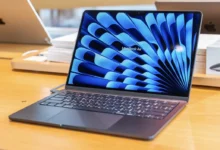 Apple MacBook Air M5 laptop design and display
