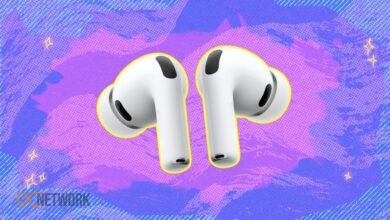 Apple AirPods Pro 3 in-ear fit demonstration