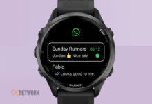 WhatsApp notifications on Garmin smartwatch screen