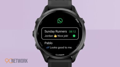 WhatsApp notifications on Garmin smartwatch screen